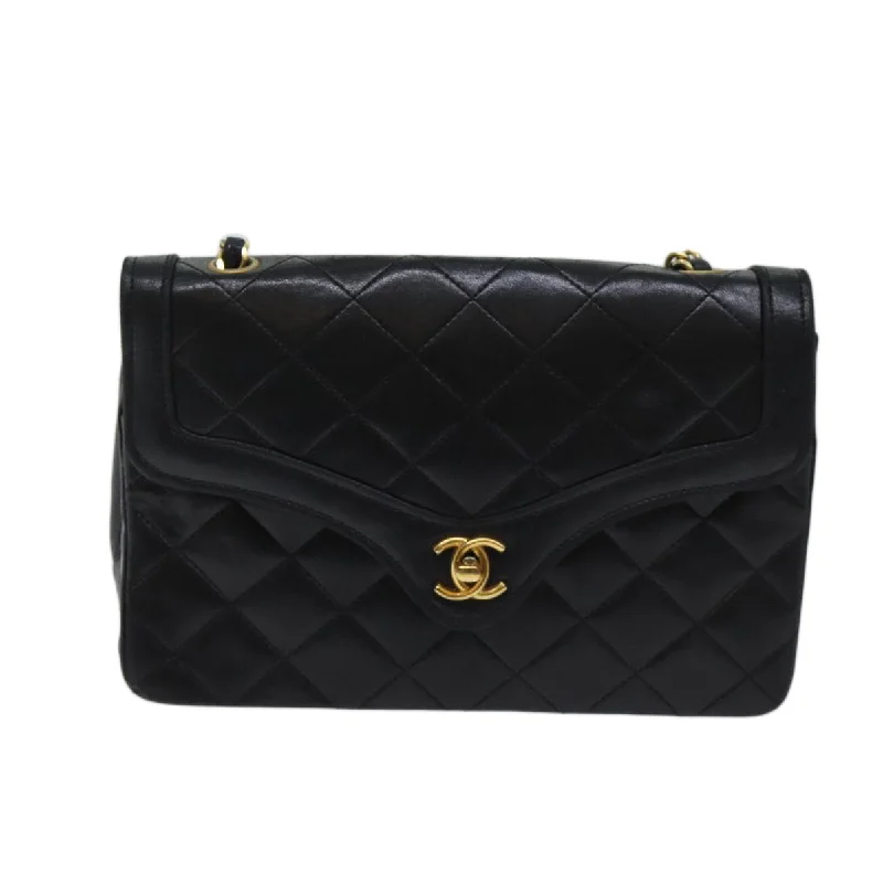 Chanel Matelassé  Leather Shoulder Bag (Pre-Owned)